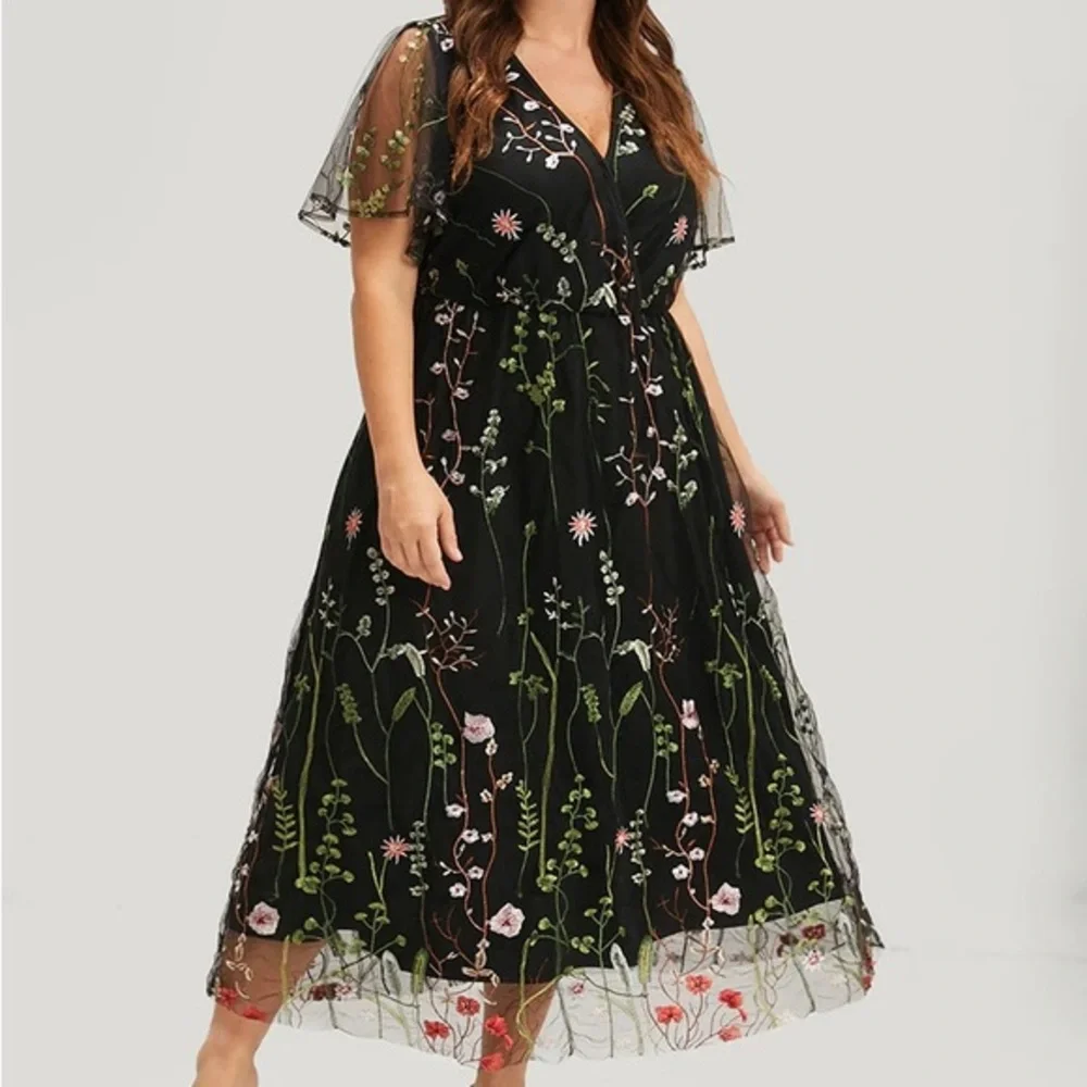 BloomChic Black Floral Embroidered Maxi Dress - Picture 3 of 4